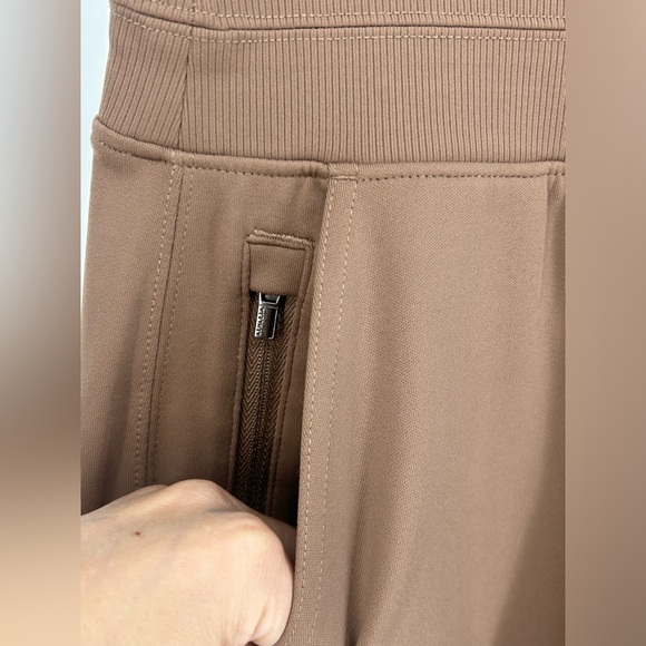 Athleta Venice Jogger Pants Rustic Beige- Women's Medium- 597888 - Picture 8 of 12